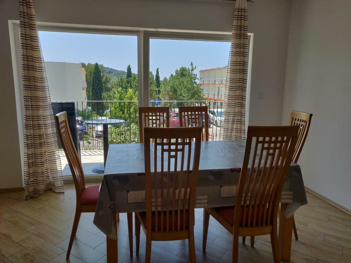Apartment Greta,50 Meters To The Beach Banjole Ngoại thất bức ảnh